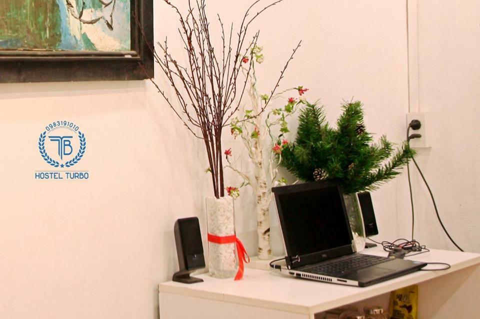 Hostel Turbo Hanoi Exterior photo